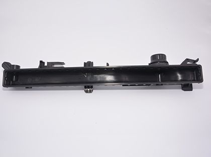 Auto plastic part